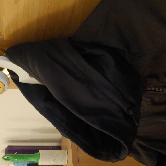 Babaton Cropped High Neck Windbreaker with Hidden Hood - Picture 3 of 6